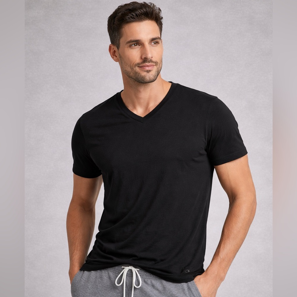 Calvin Klein Performance Black V-Neck T-Shirt men’s medium Athletic Logo Tee